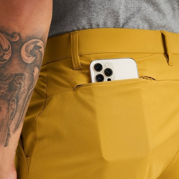 Fabletics Mens Small The Only Short Combat Gold 7.5” Inseam Performance Shorts - Picture 5 of 14